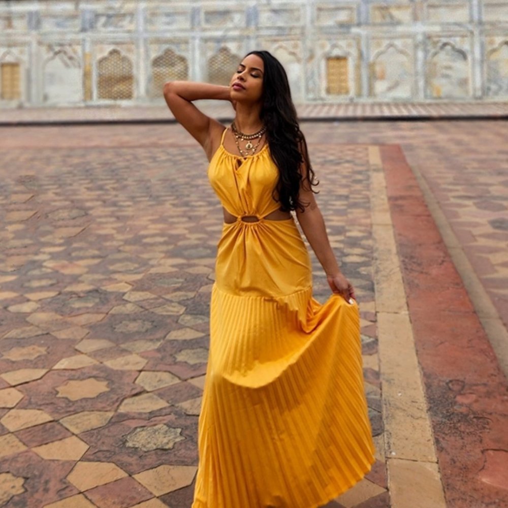 Elegant Yellow Maxi Dress